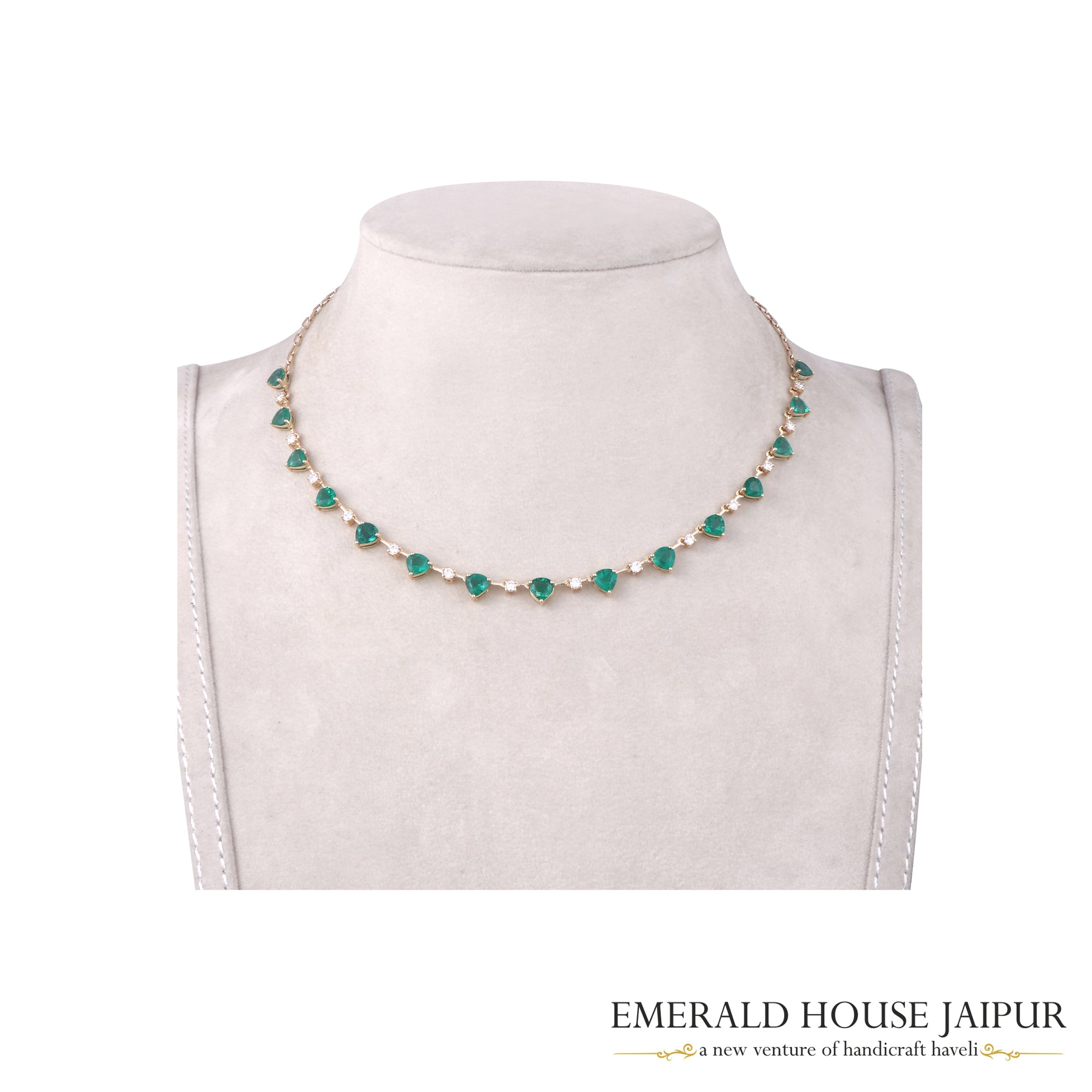 Heart-Shaped Emerald and 18K Gold Necklace