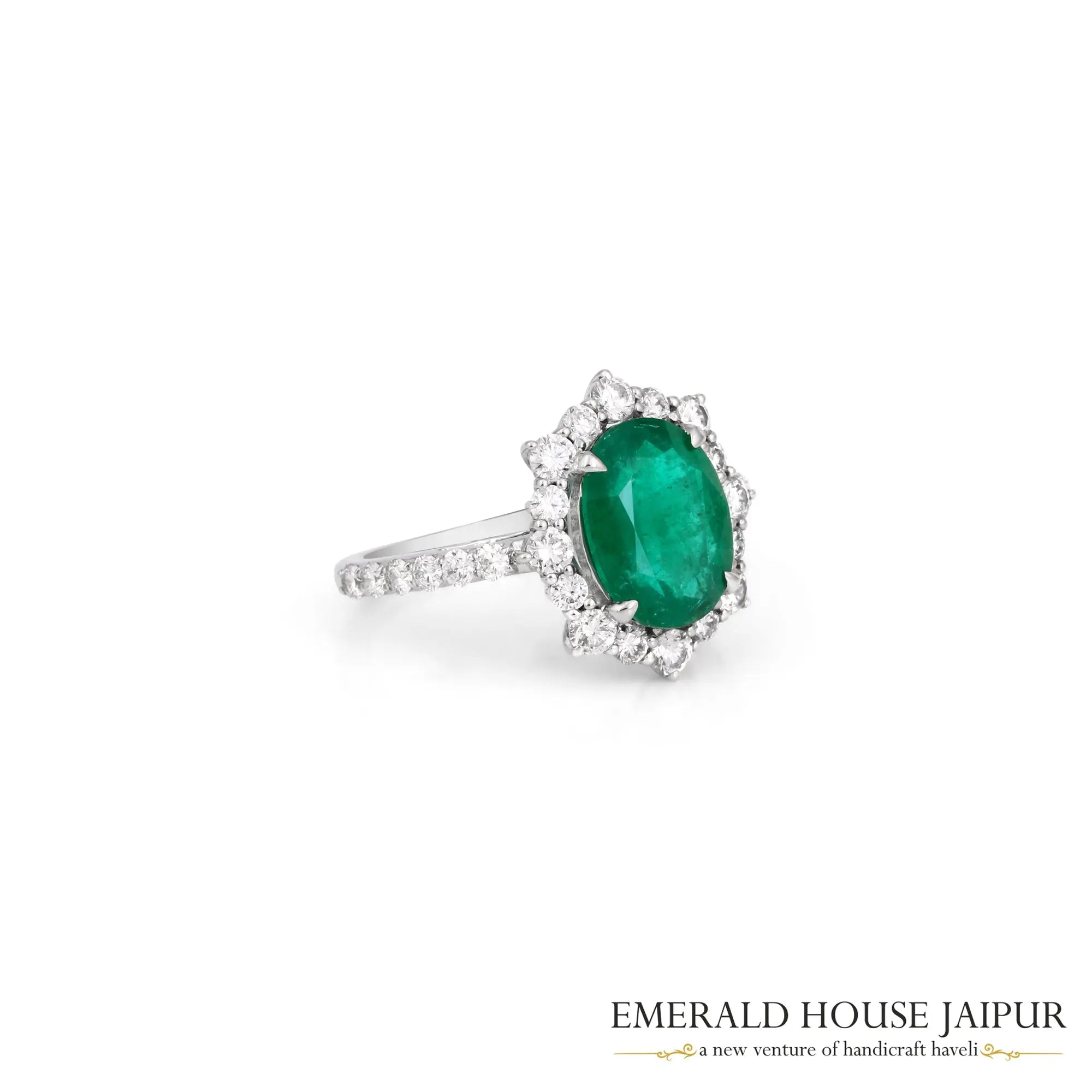 Classic Emerald & Halo Diamond Ring 