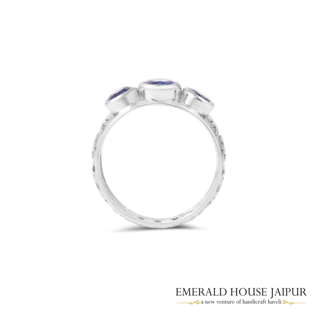 Thai Rounds Blue Sapphire Ring In 18K White Gold