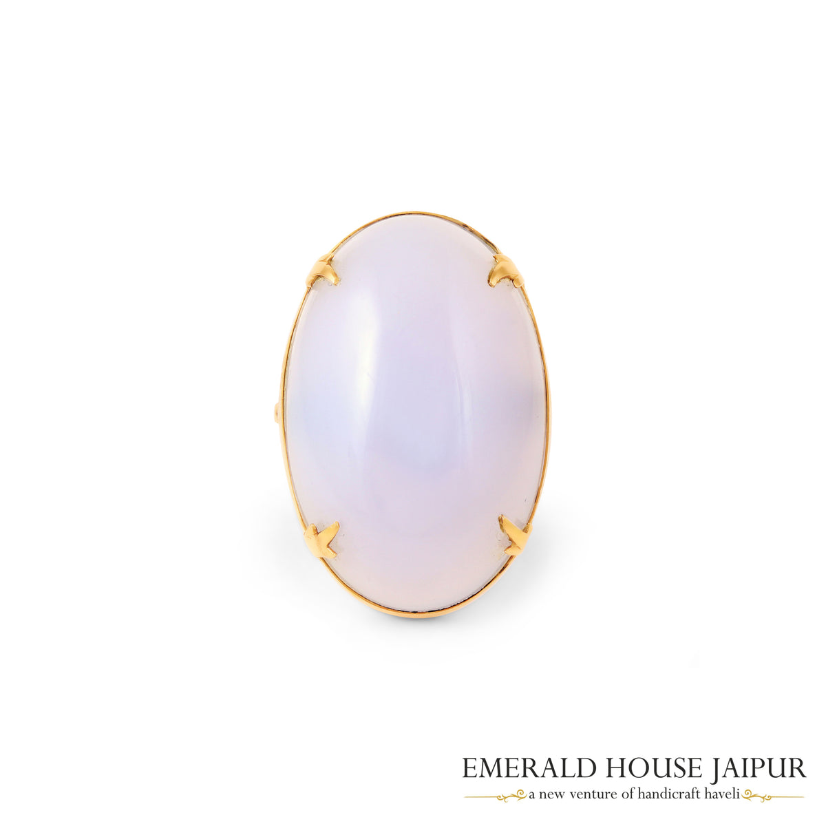 Indian Oval Cabochon Chalcedony Ring In 18K Yellow Gold