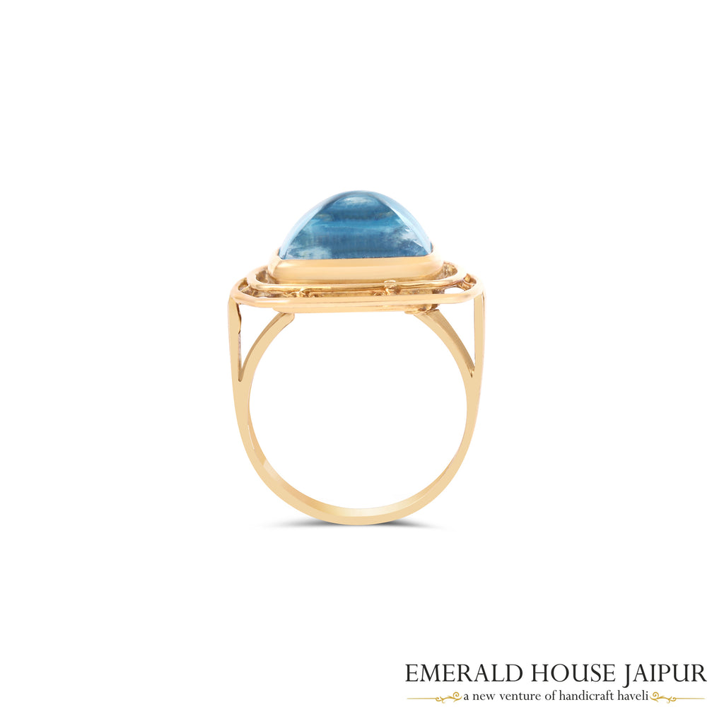 Brazilian Sugarloaf Blue Topaz Ring In 18K Yellow Gold