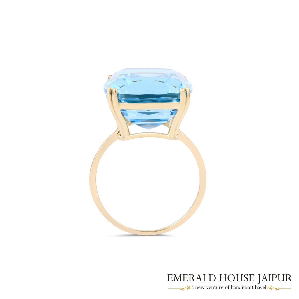 Cushion-Cut Blue Topaz Ring in 18K Yellow Gold