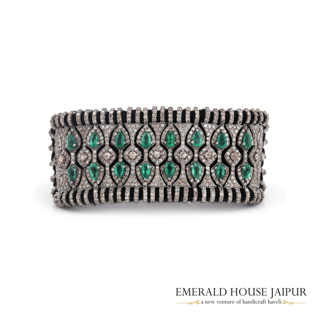 Pear Emeralds & Diamonds Bracelet - Emerald House Jaipur